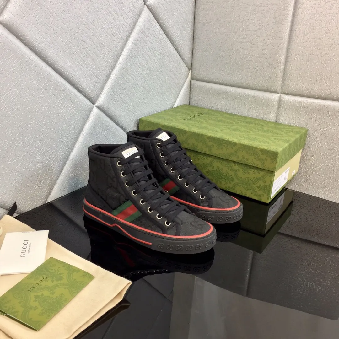 👟👟Ex-factory price 480👟👟 Women's Shoes Factory GUCCI 2020 latest classic 1977 low-cut double G canvas shoes, original purchase, 1:1 development, original lasting process. Size: 35-45/45. Customized items are non-returnable and must be paid first. . ...new version complete package...
